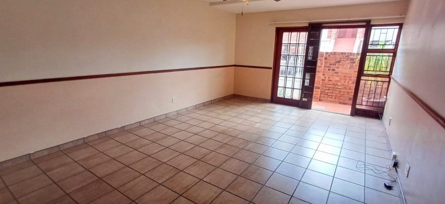 2 Bedroom Property for Sale in Langenhovenpark Free State